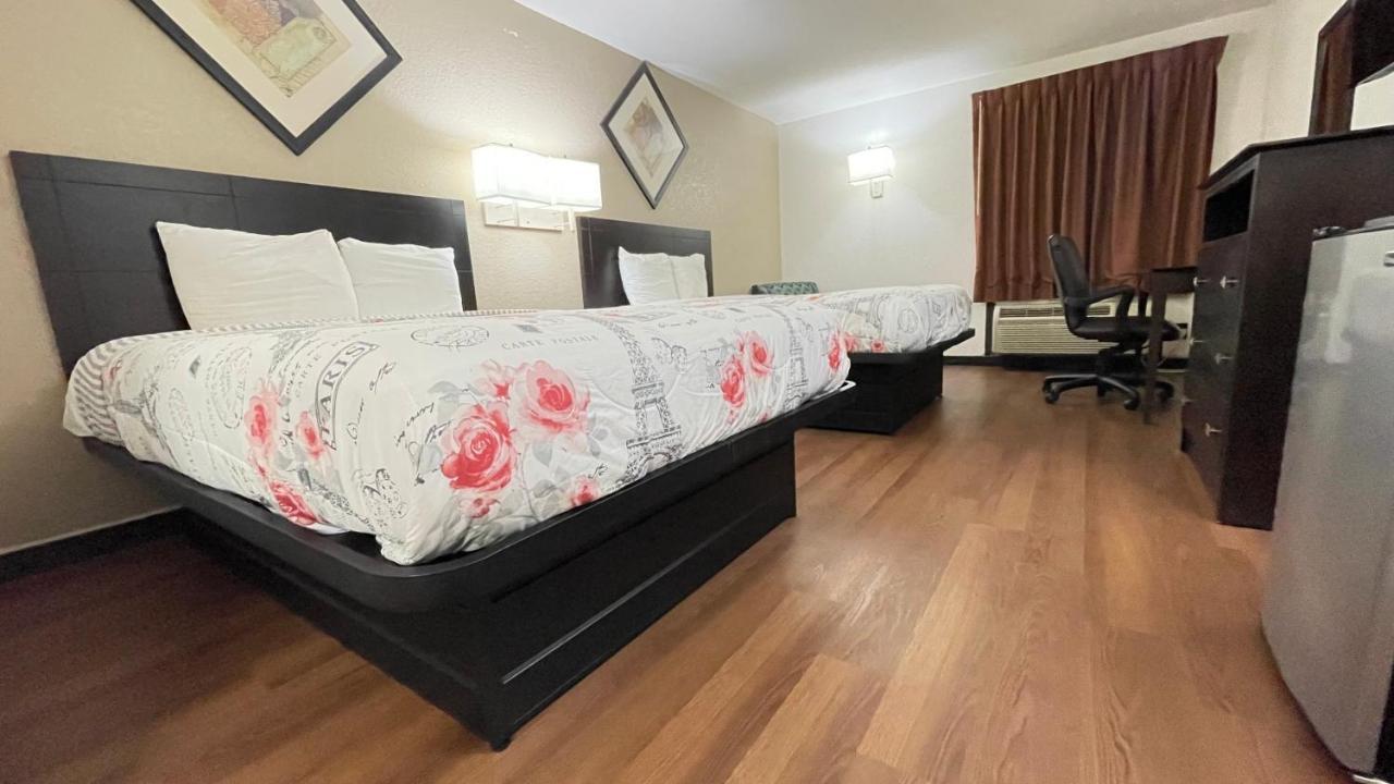 Pinckneyville Inn And Suites Extérieur photo