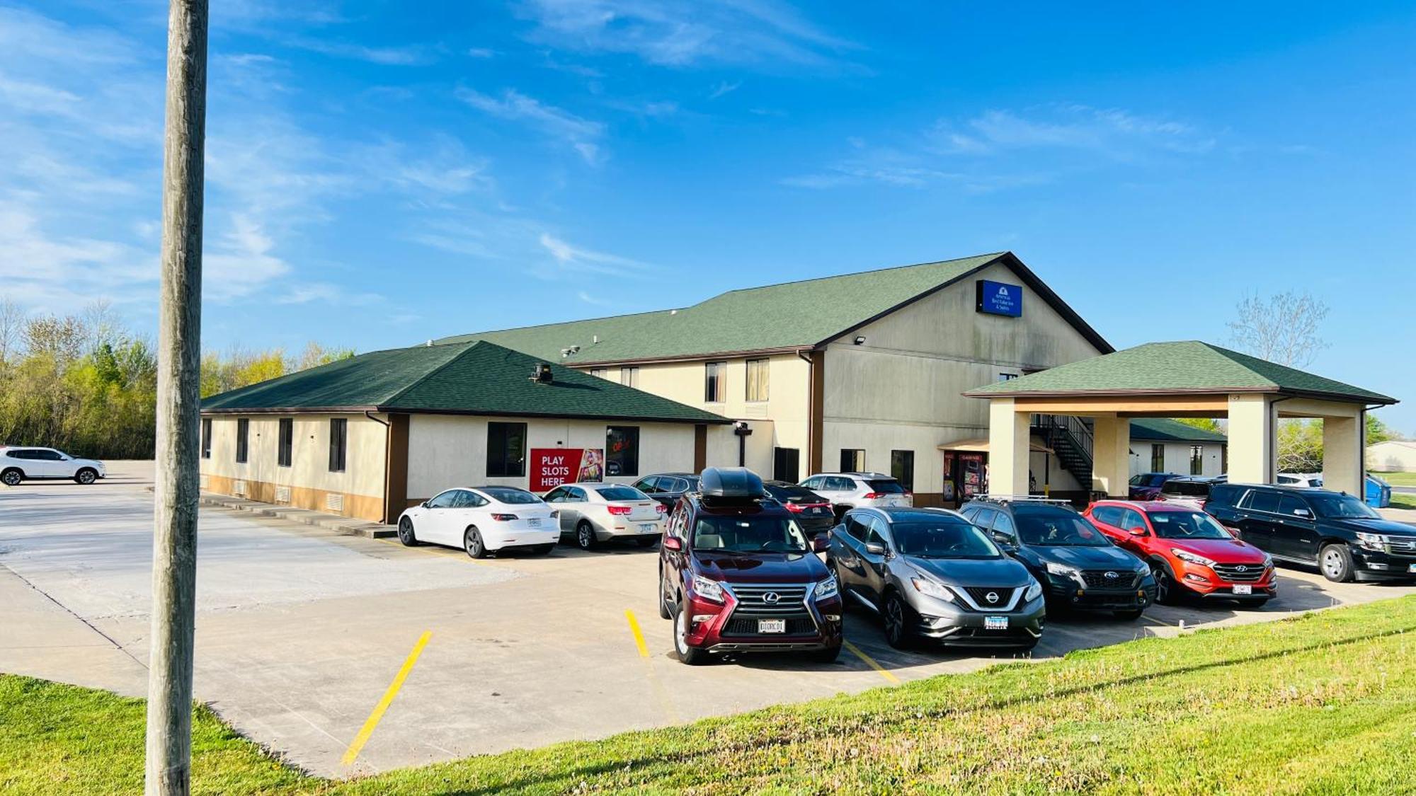 Pinckneyville Inn And Suites Extérieur photo